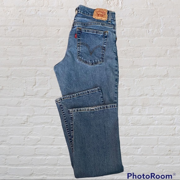 Levi’s Vintage 550 Relaxed Bootcut Womens Jeans - Picture 5 of 13